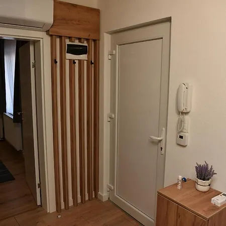 El Centro Apartment *