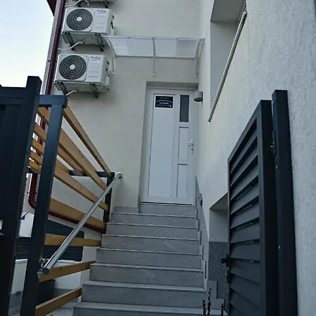 El Centro *